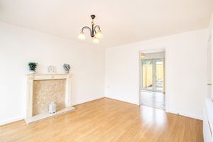 Lounge- click for photo gallery